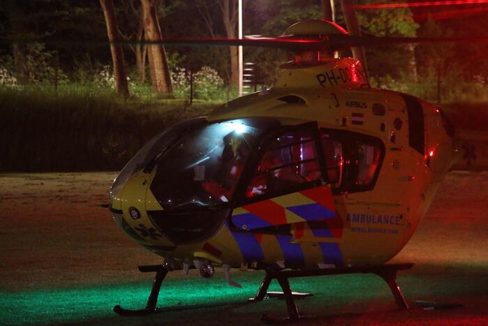 Fietser zwaargewond na val