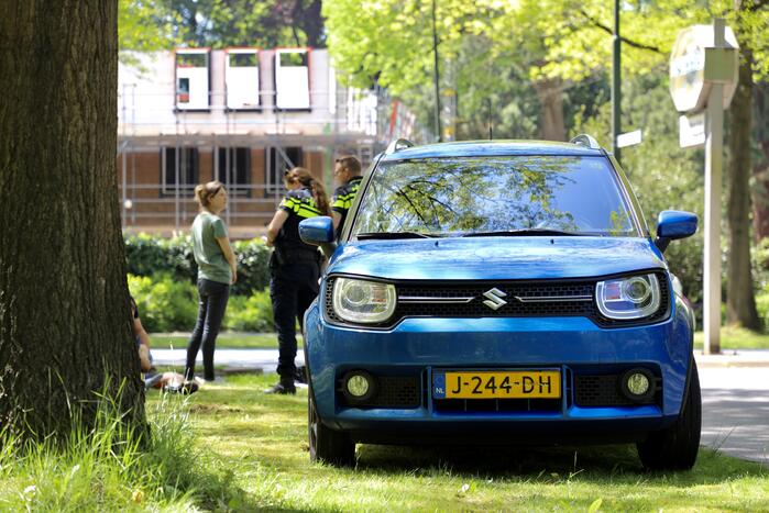 Overstekende wielrenner aangereden