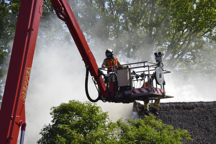 Grote brand in woonboerderij