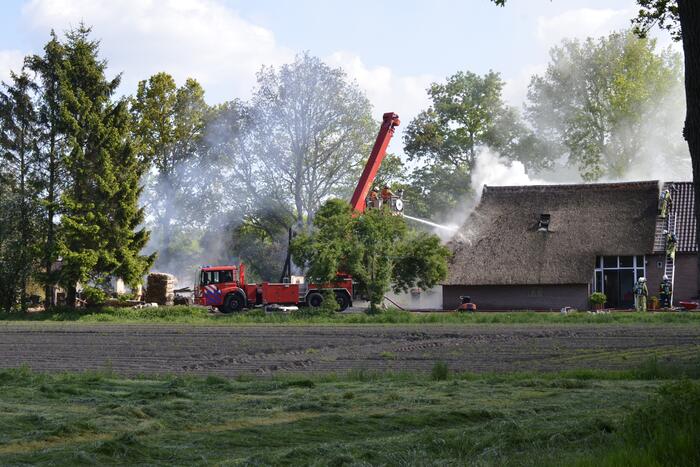 Grote brand in woonboerderij