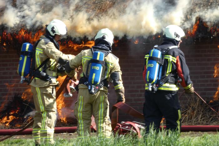 Grote brand in woonboerderij