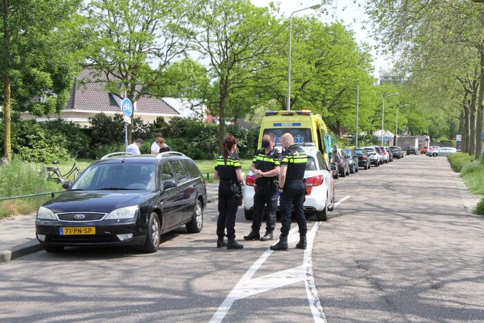 Fietser gewond bij botsing met auto