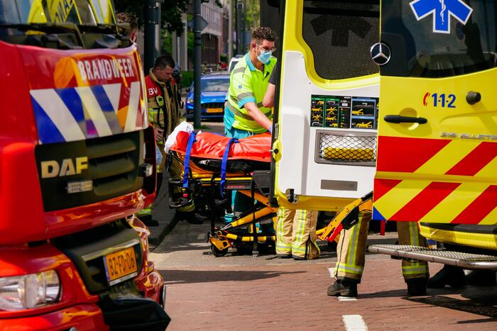 Fietser ernstig gewond bij aanrijding met vrachtwagen