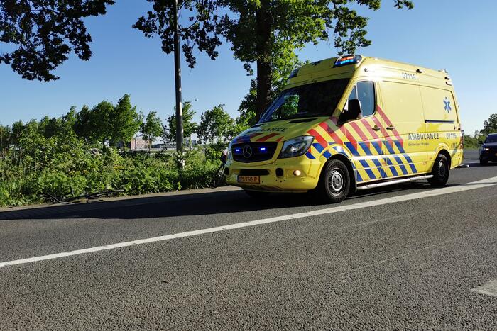 Ongeval tussen scooter en wielrenner