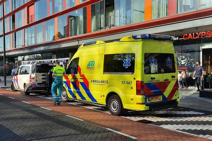 Persoon gewond bij ongeval met auto