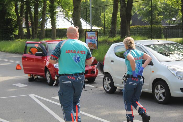Drie auto's betrokken bij kettingbotsing