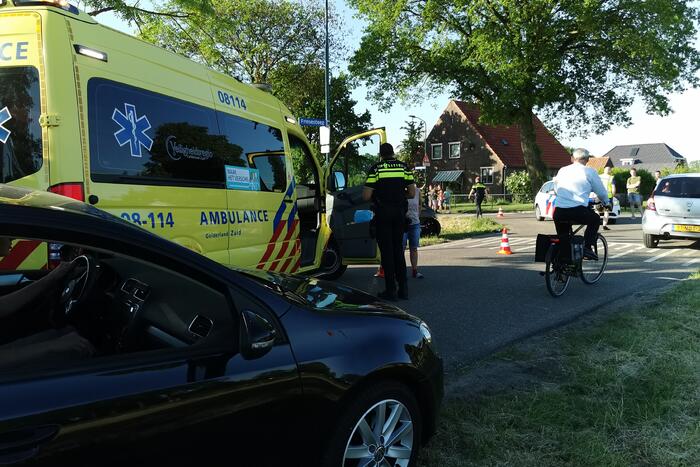 Auto belandt in sloot na ongeval