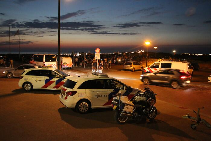 Grote politie inzet op het strand
