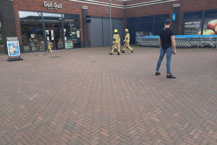 Winkels ontruimd door vreemde lucht