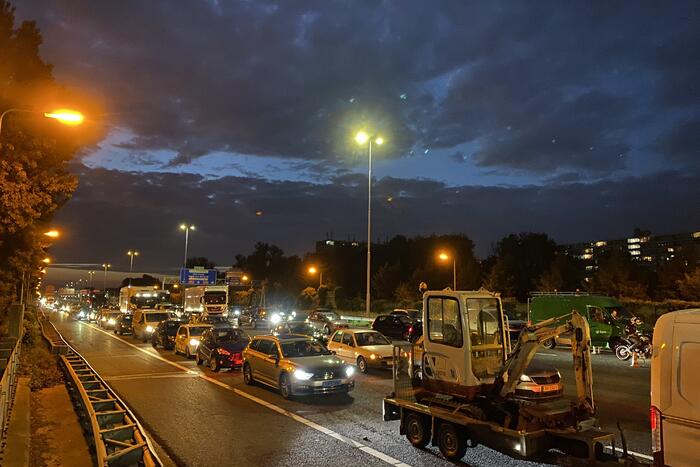 Ravage na flinke aanrijding met auto