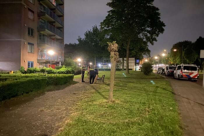 Man zwaargewond bij steekincident