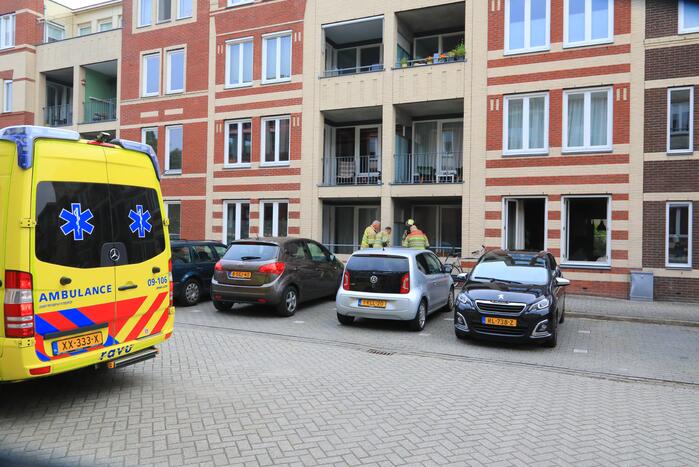 Veel rook bij keukenbrand in appartement
