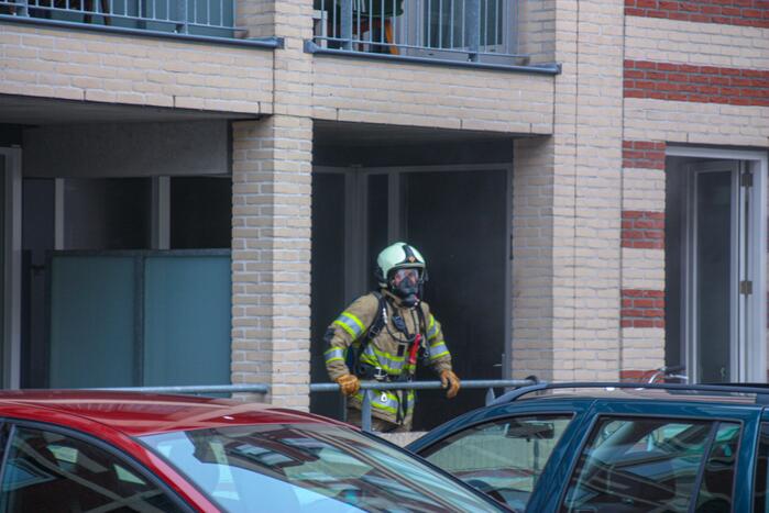 Veel rook bij keukenbrand in appartement