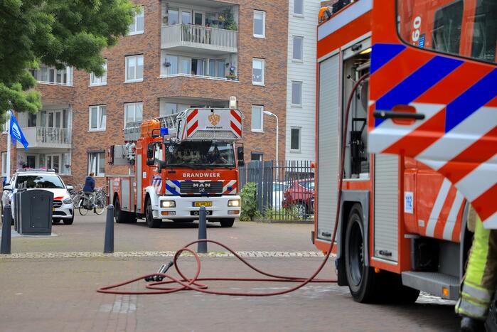 Veel rook bij keukenbrand in appartement