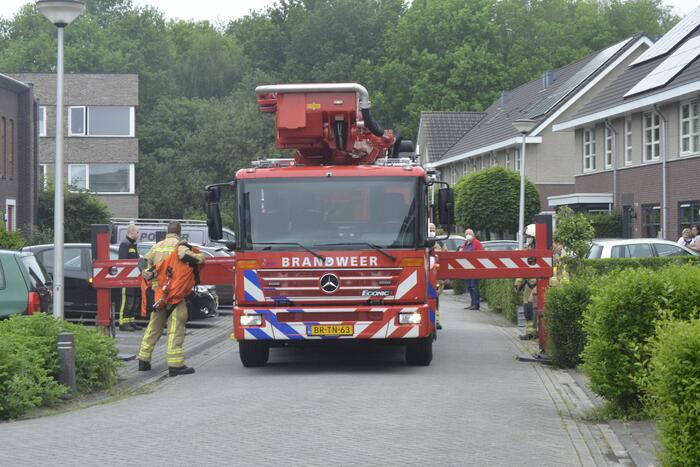 Vogel vast in ventilatiekanaal