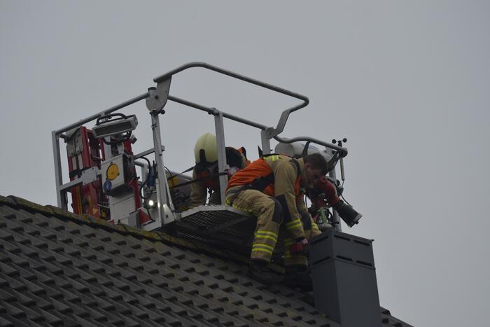 Vogel vast in ventilatiekanaal