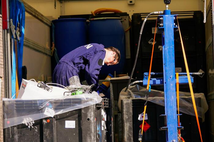 Productie synthetische drugs in schuur van woning, drie aanhoudingen