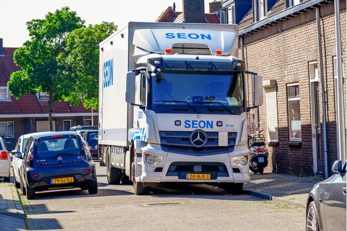 Productie synthetische drugs in schuur van woning, drie aanhoudingen