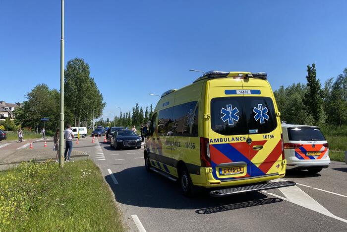 Kettingenbotsing tussen drie personenwagens