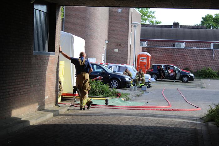 Poeder in brievenbus flatgebouw