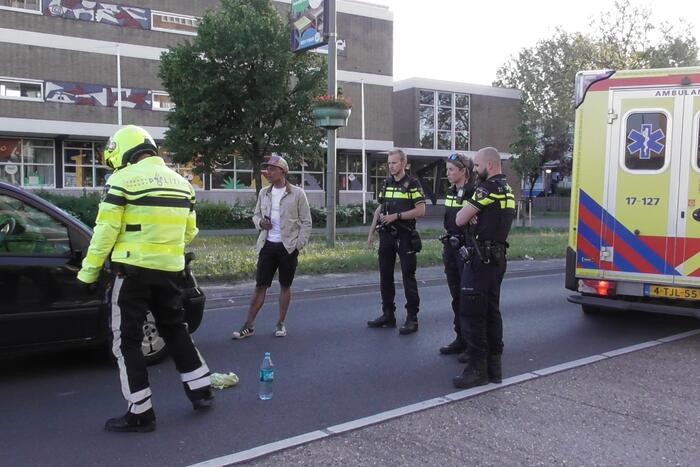 Persoon gewond na ongeval met personenauto