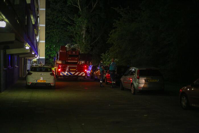 Flatwoning onbewoonbaar door grote uitslaande brand