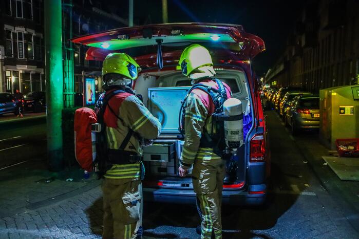 Motor brandt uit in parkeergarage