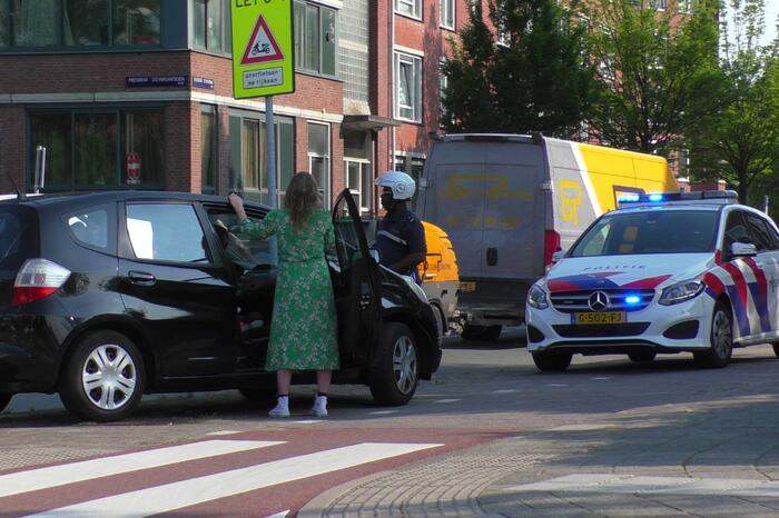 Scooterrijder gewond bij botsing met auto