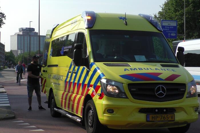 Scooterrijder gewond bij botsing met auto