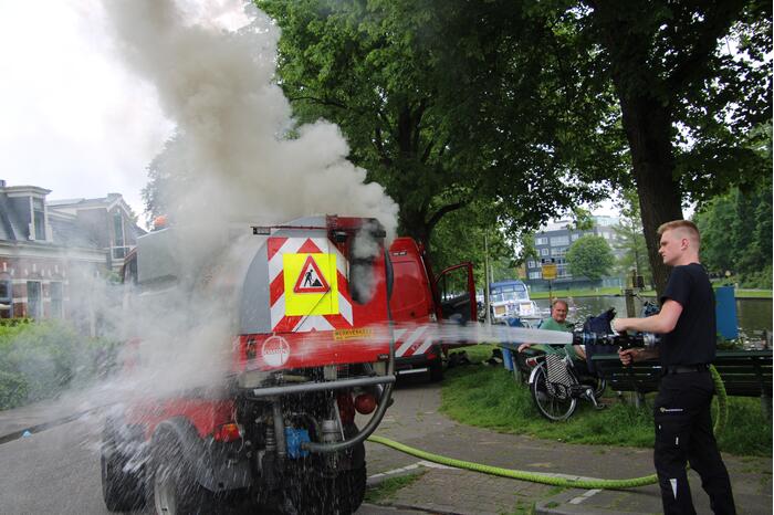 Voertuig afvalverwerker Omrin vat vlam