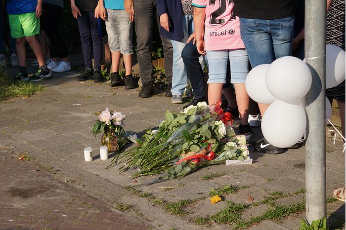 Stille tocht voor doodgestoken 14-jarige jongen