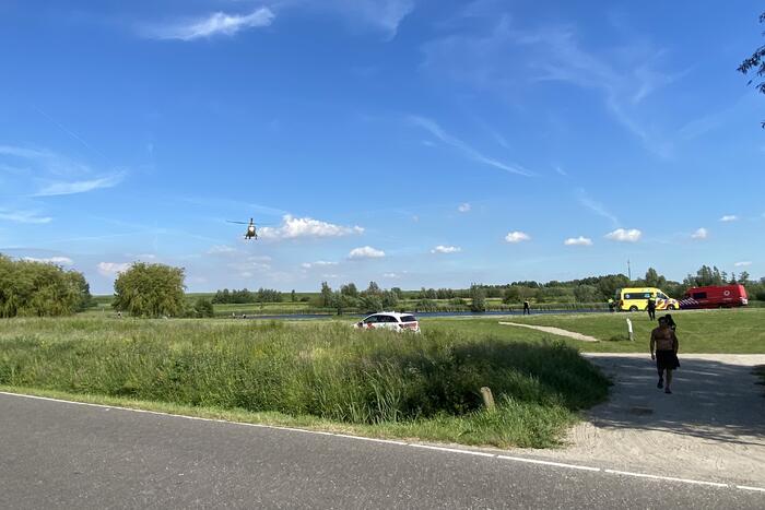 Grote zoekactie naar persoon te water