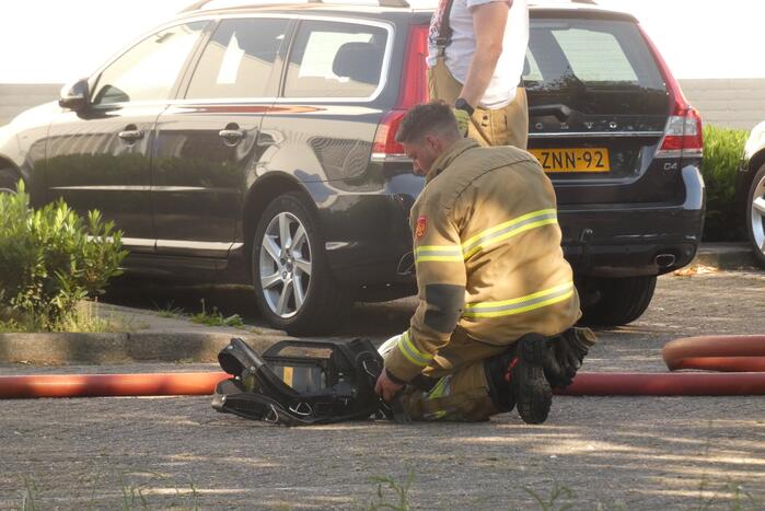 Brand in bedrijf snel onder controle