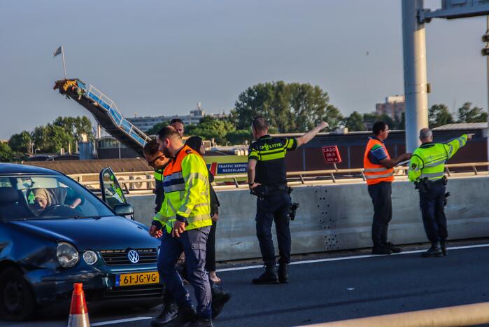 Snelweg afgesloten na ongeval