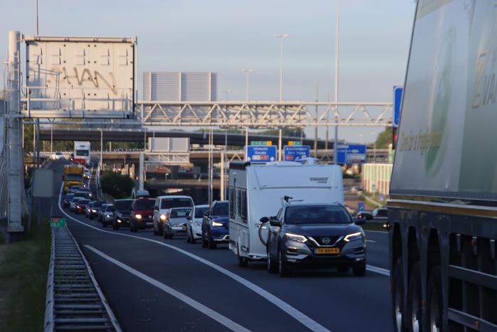 Snelweg afgesloten na ongeval