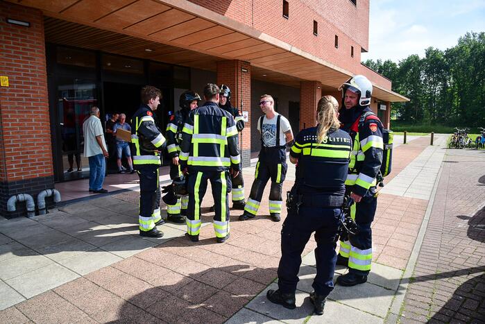 Groep jongeren veroorzaken ontploffing in appartementencomplex