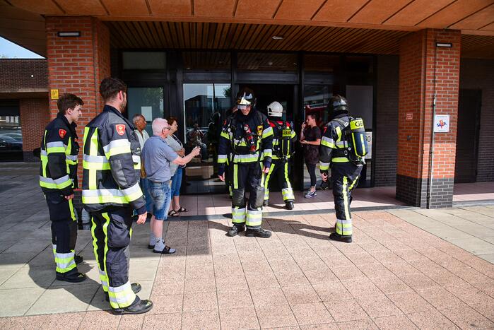 Groep jongeren veroorzaken ontploffing in appartementencomplex