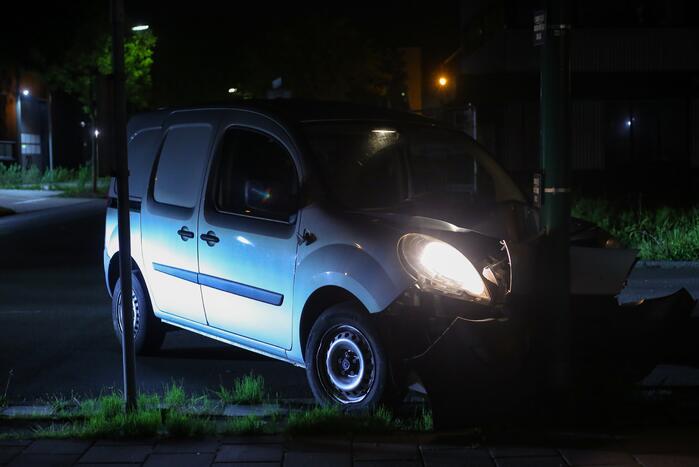 Bestuurder van bestelbus aangehouden na ongeval