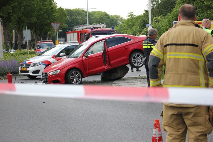 Gestolen Audi crasht na achtervolging