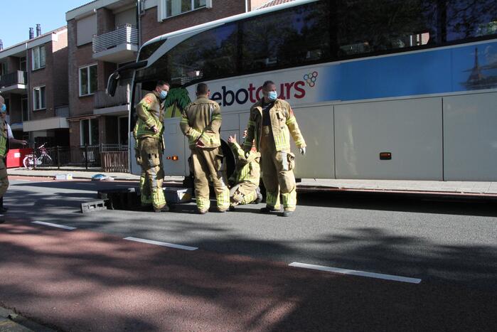 Touringcar lekt brandstof