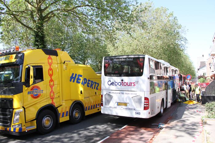 Touringcar lekt brandstof