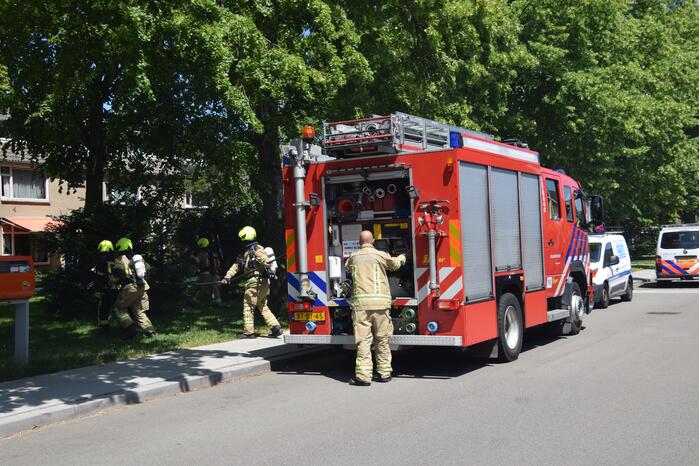 Veel rook bij brand op dak