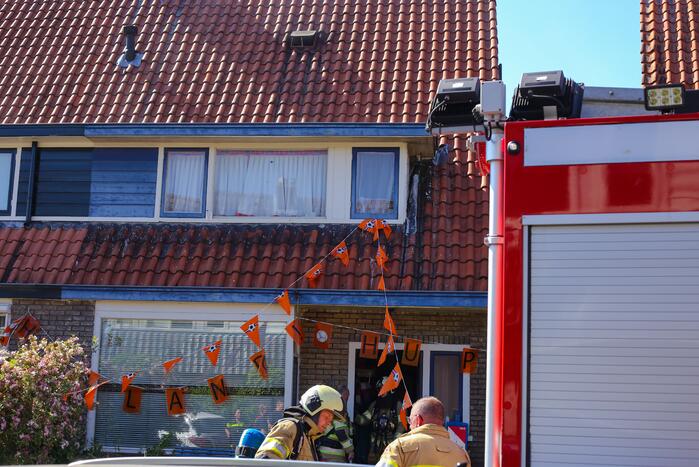 Grijze rookontwikkeling brand in woning