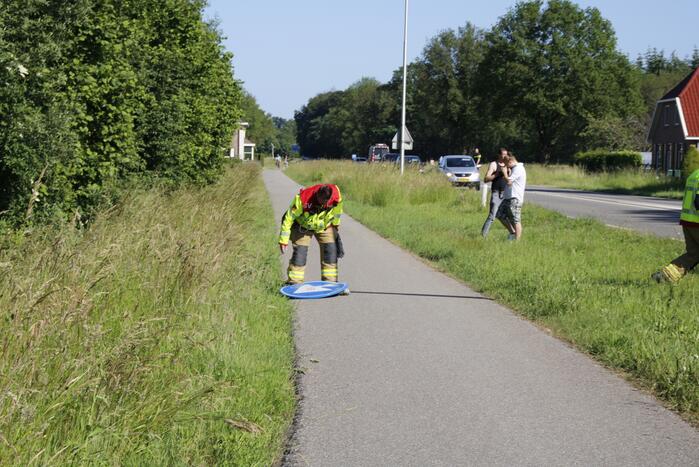 Twee personenauto's total-loss door botsing