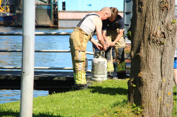 Brandwonden nadat gas barbecue vlam vat