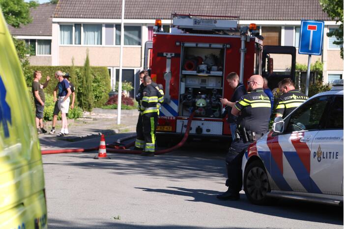 Flinke rookwolken bij brand in keuken