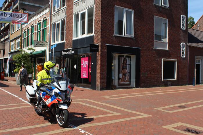 Brand in woning boven winkelpand