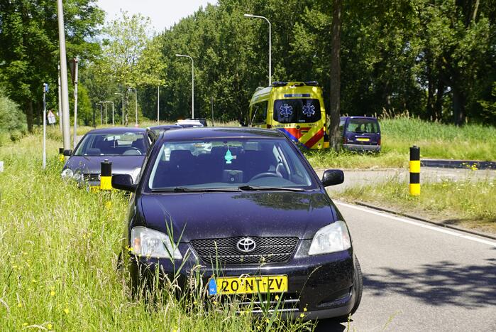 Automobilist gewond bij kop-staartbotsing