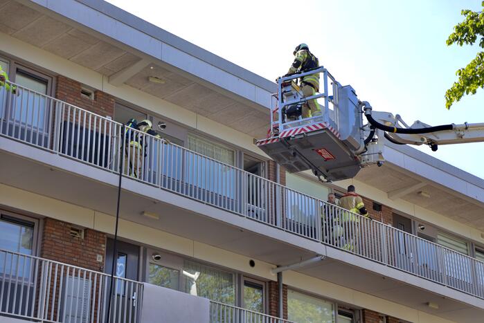 Brand op derde verdieping in flatwoning