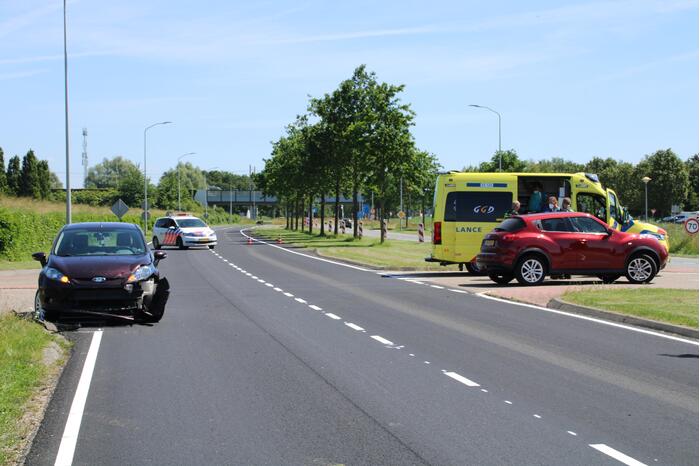 Flinke schade bij botsing op kruising